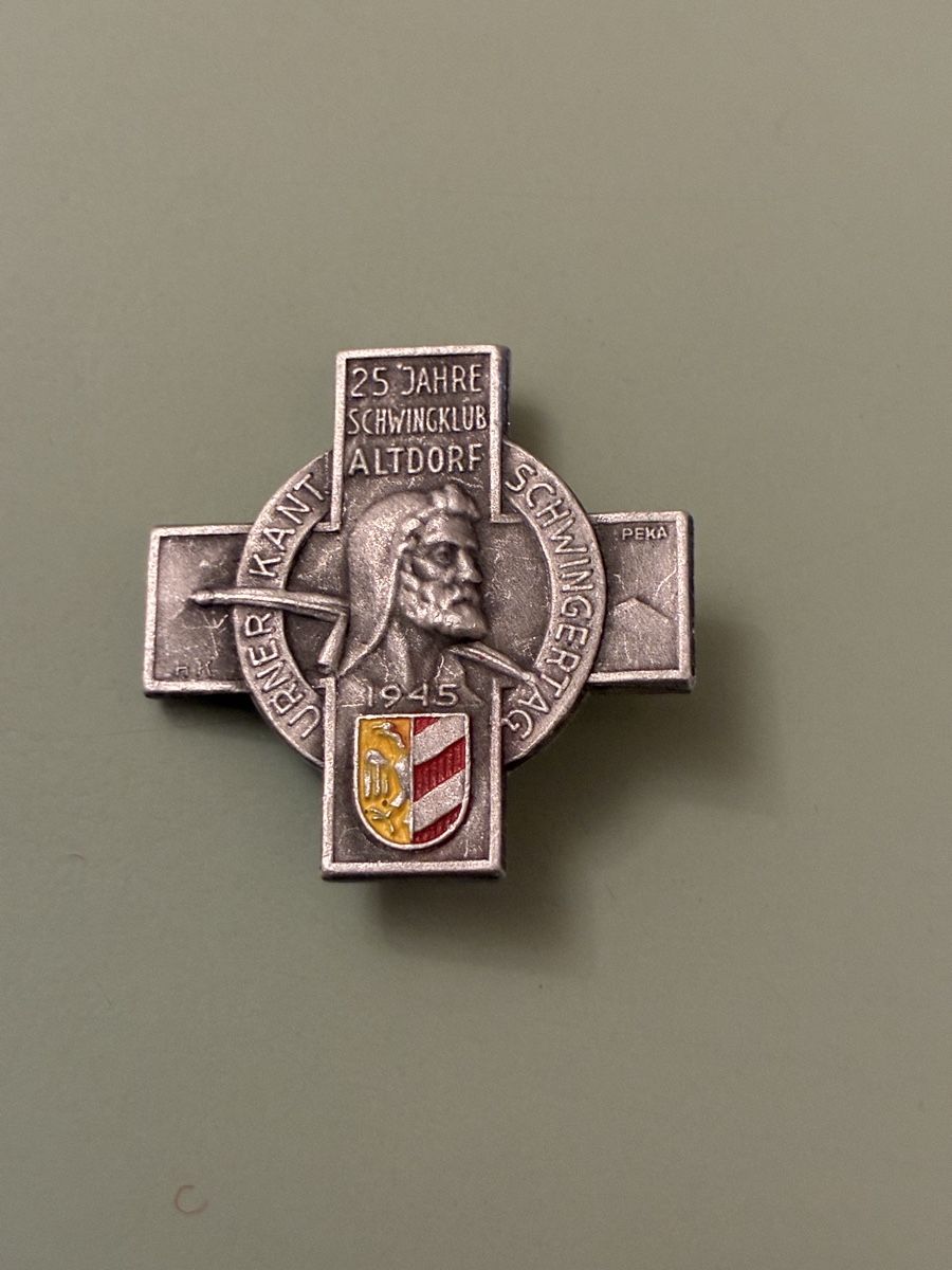 Placchette & Badge: Urner Kantonaler Schwingertag Altdorf 1945 – Usato da Altdorf UR venduto da Arnold510