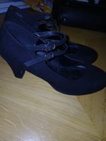 Anna Field Pumps