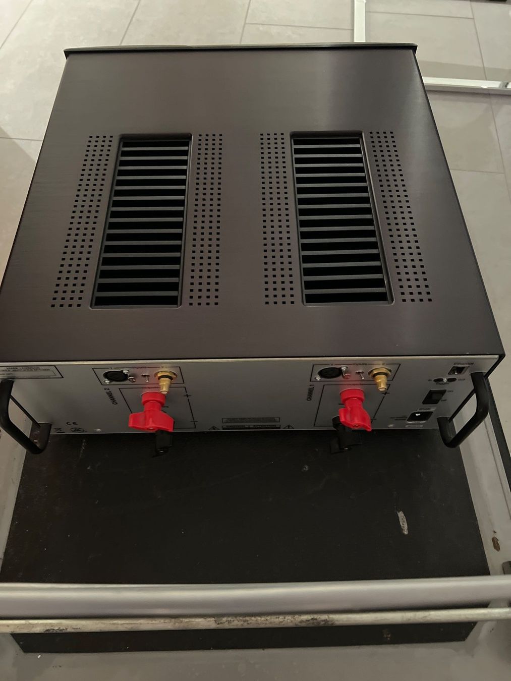 Mark Levinson Amplificatori: Highend Endstufe Mark Levinson ml 532 H – Usato da Künten venduto da ml380 2