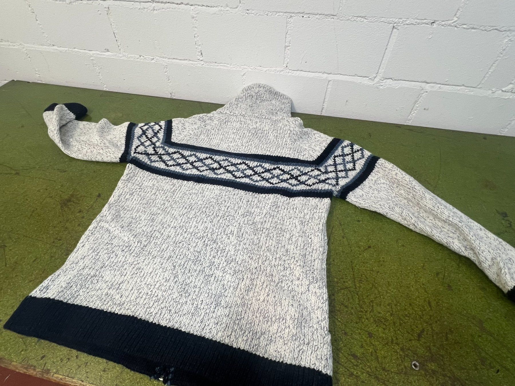 Maglioni & Felpe: Strickpulli – Nuovo (secondo la descrizione) da Bättwil venduto da par_y2n9 7