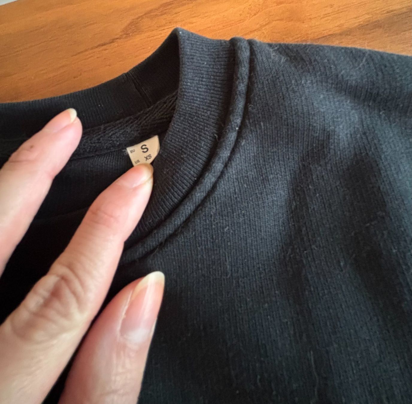Pullover & Sweatshirts: Pullover / Schwarz / S – Gebraucht aus Winkel von masrisa 3
