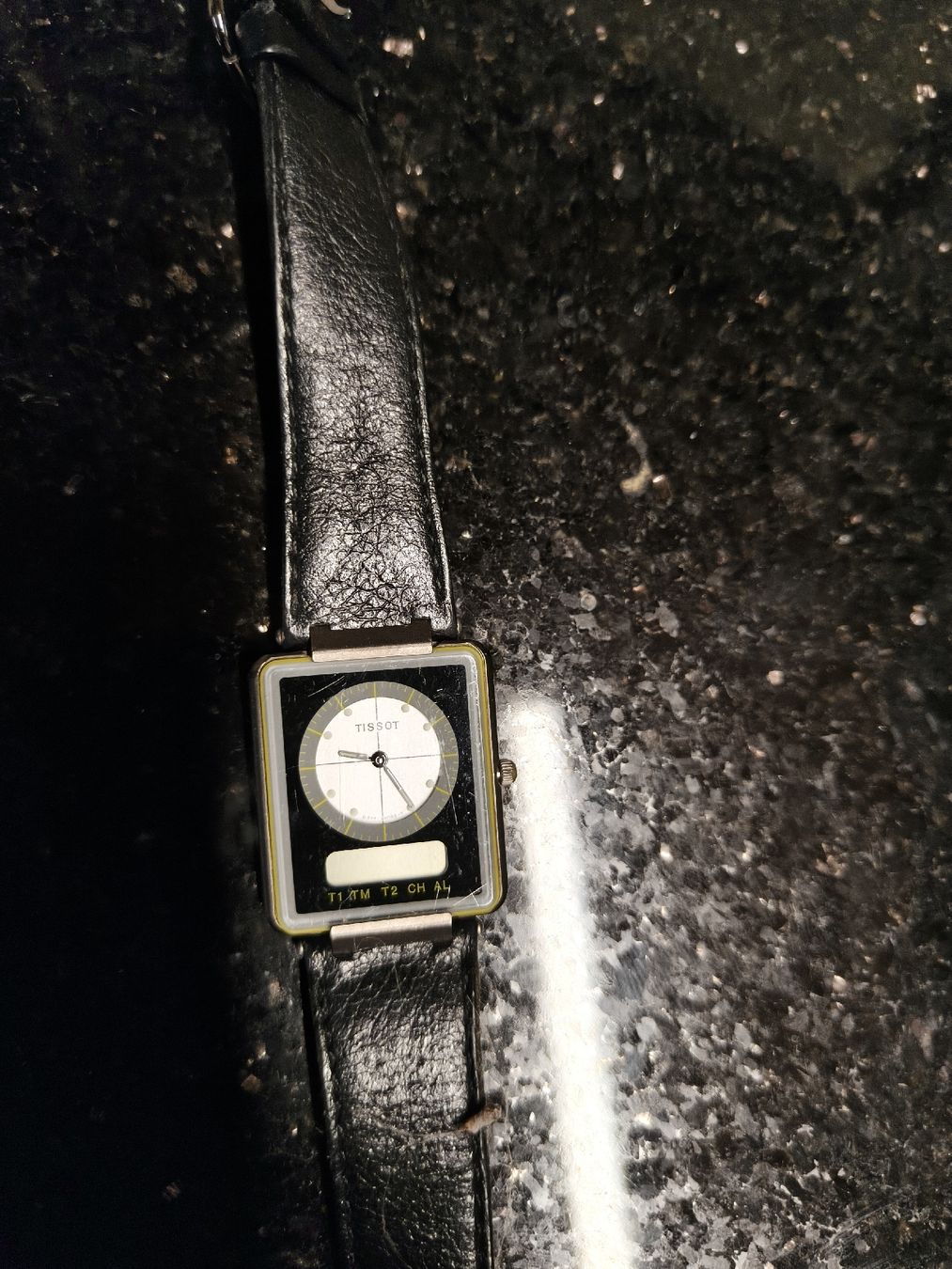 Tissot Montres: Tissot Two Timer – Défectueux à Luzern par FelixKurll