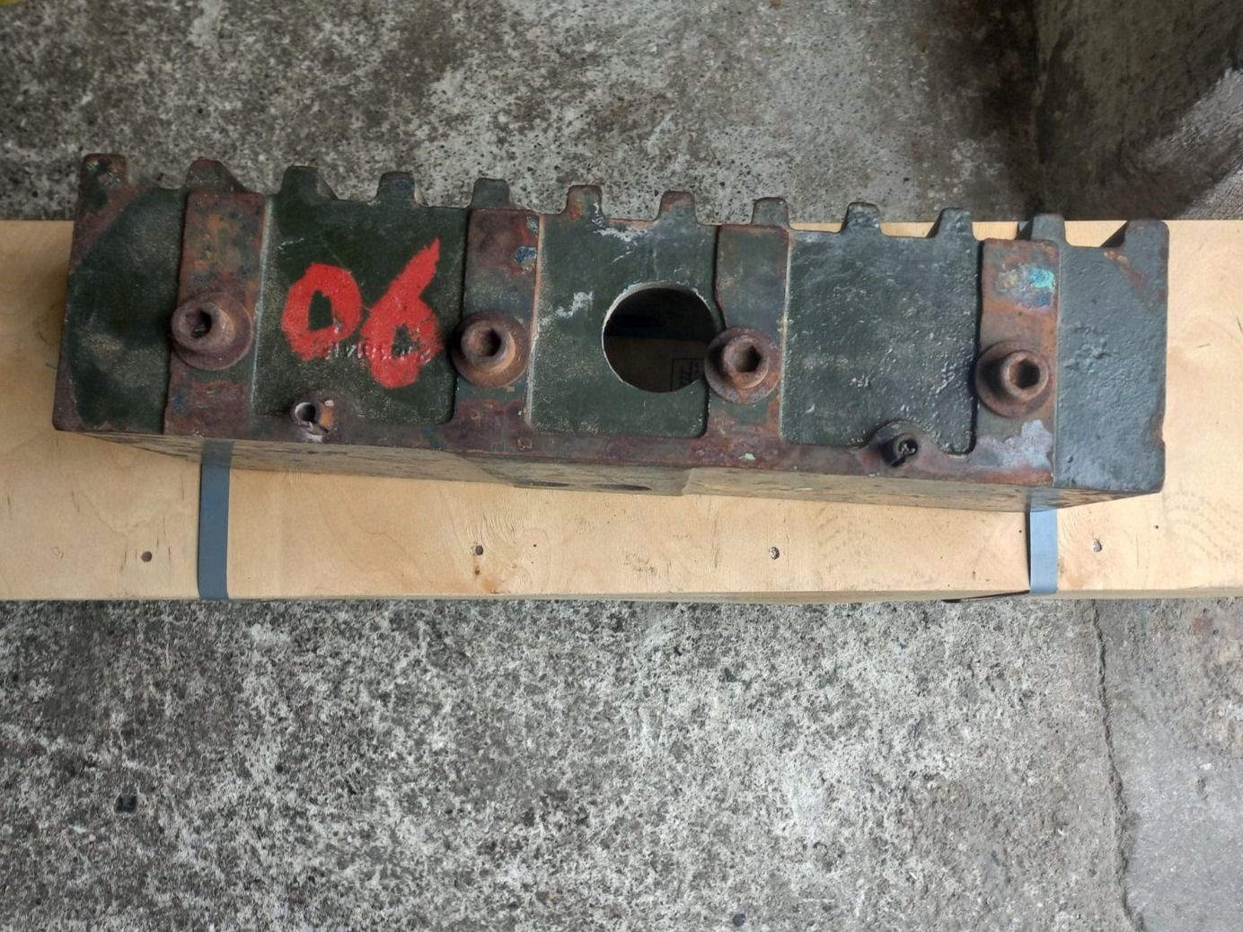 Parti di macchinari per lavorazione del terreno: Ballastträger Deutz – Usato da Buttwil venduto da obelix-idefix 2