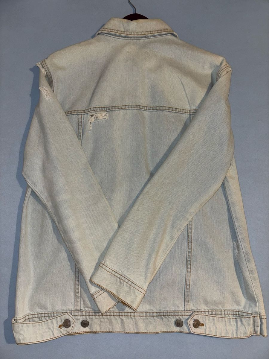 Stradivarius Giacche: Veste en jean Stradivarius – Usato da Chêne-Bougeries venduto da sor_9rzp 1