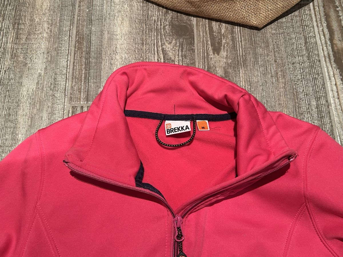 Maglioni & Felpe: Brekka, polaire polyester, rose, Taille M – Usato da Lausanne venduto da lavirgule 1