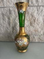 Römische Smaragdglas-Blumenvase H 30 cm, handbemalt