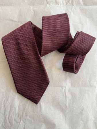 Cravate Gucci, 100% soie rouge 