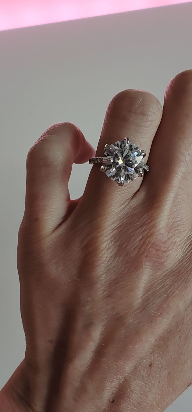 Anelli: 5ct Moissanite Ring – Nuovo (secondo la descrizione) da Meilen venduto da Aphrodite87