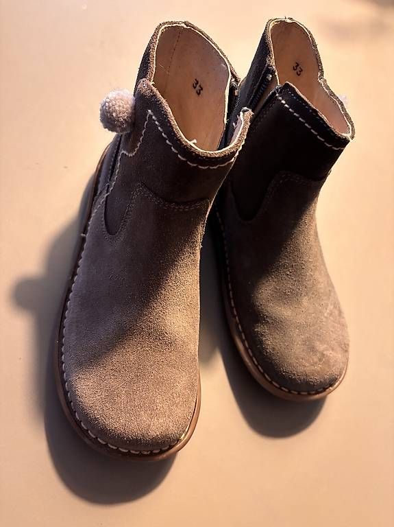Scarpe per ragazze: Stiefeletten / Chelsea Boots Gr. 33 – Usato da Winterthur venduto da sandra567 2