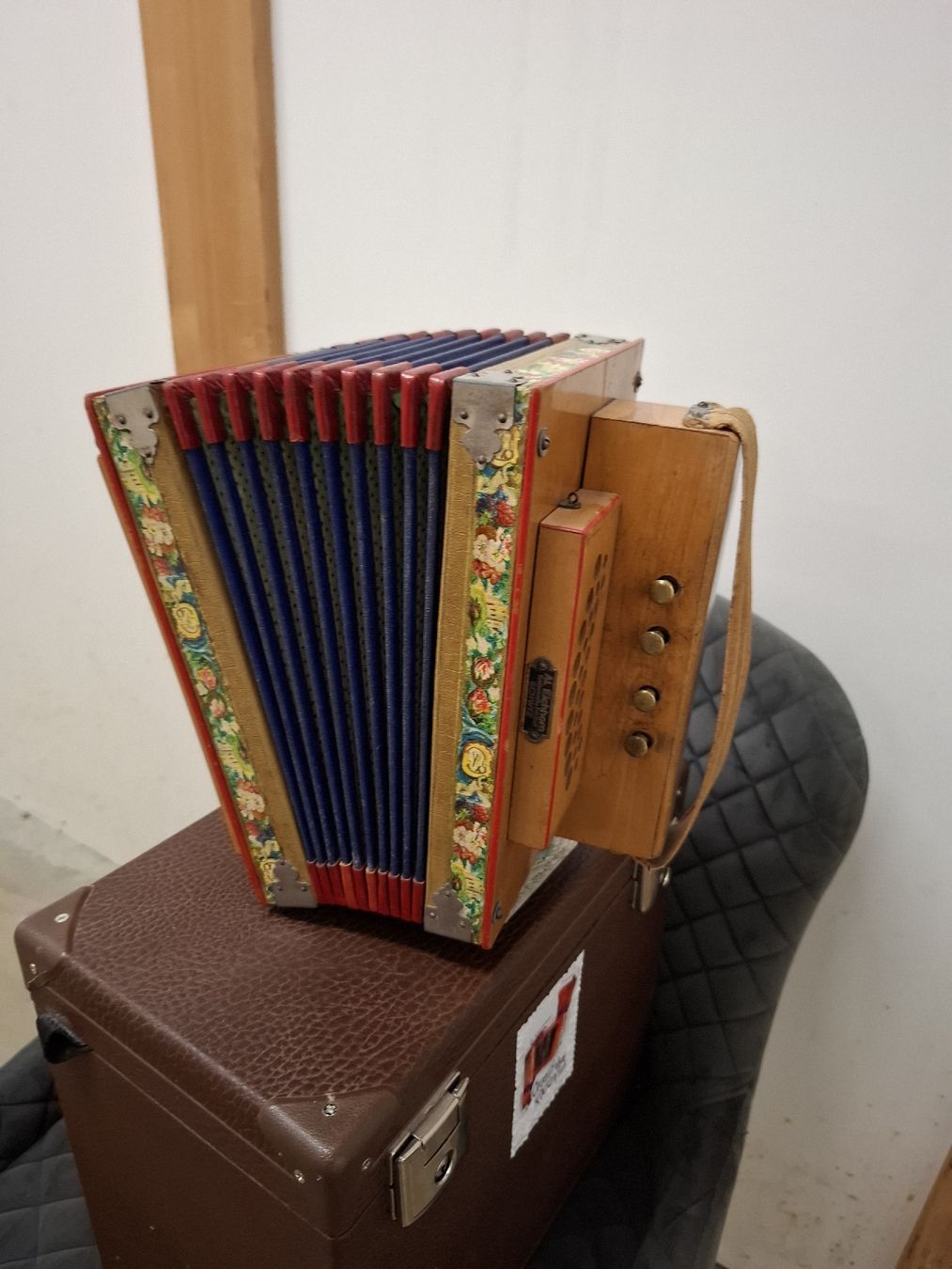 Eichhorn Strumenti musicali: Eichhorn orgeli ton C – Usato da Villeneuve venduto da BibiVintage 5