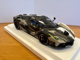 Ferrari LaFerrari Diecast Camouflage   1/18