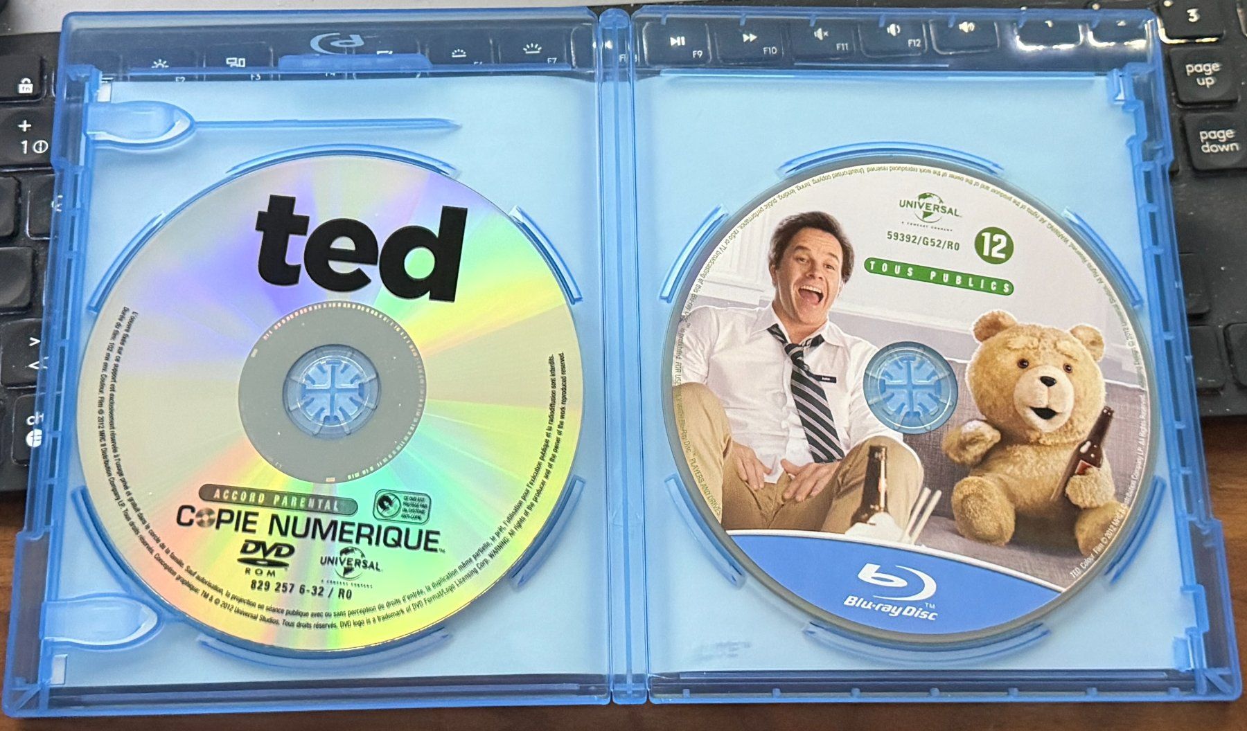 Alle DVDs: Ted (2012) - Blu-ray – Gebraucht aus Semsales von __Florian__ 3