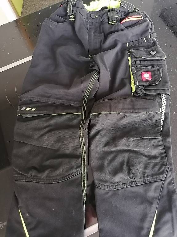 Pantaloni: Strauss Hosen 122/128 – Usato da Obergerlafingen venduto da tin_8ls9 1