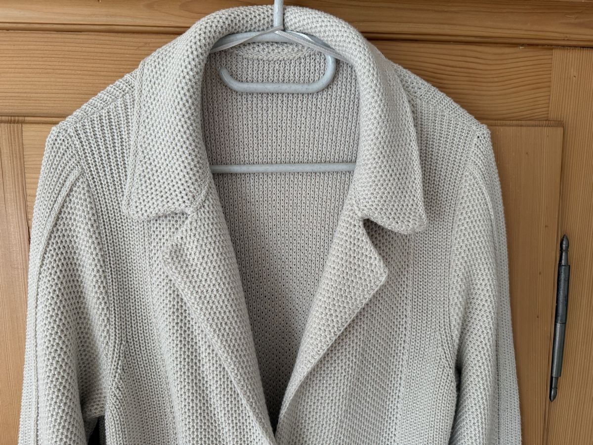 Monari Giacche: Monari Strickjacke mit Reverskragen - Neuwertig – Usato da Uster venduto da sch_p7zj 4