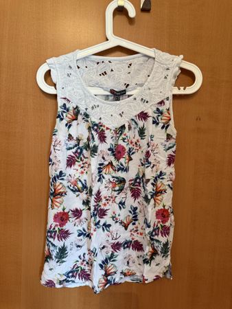 Sommerliches Blusentop, Blumenmuster, Grösse S, Top Zustand