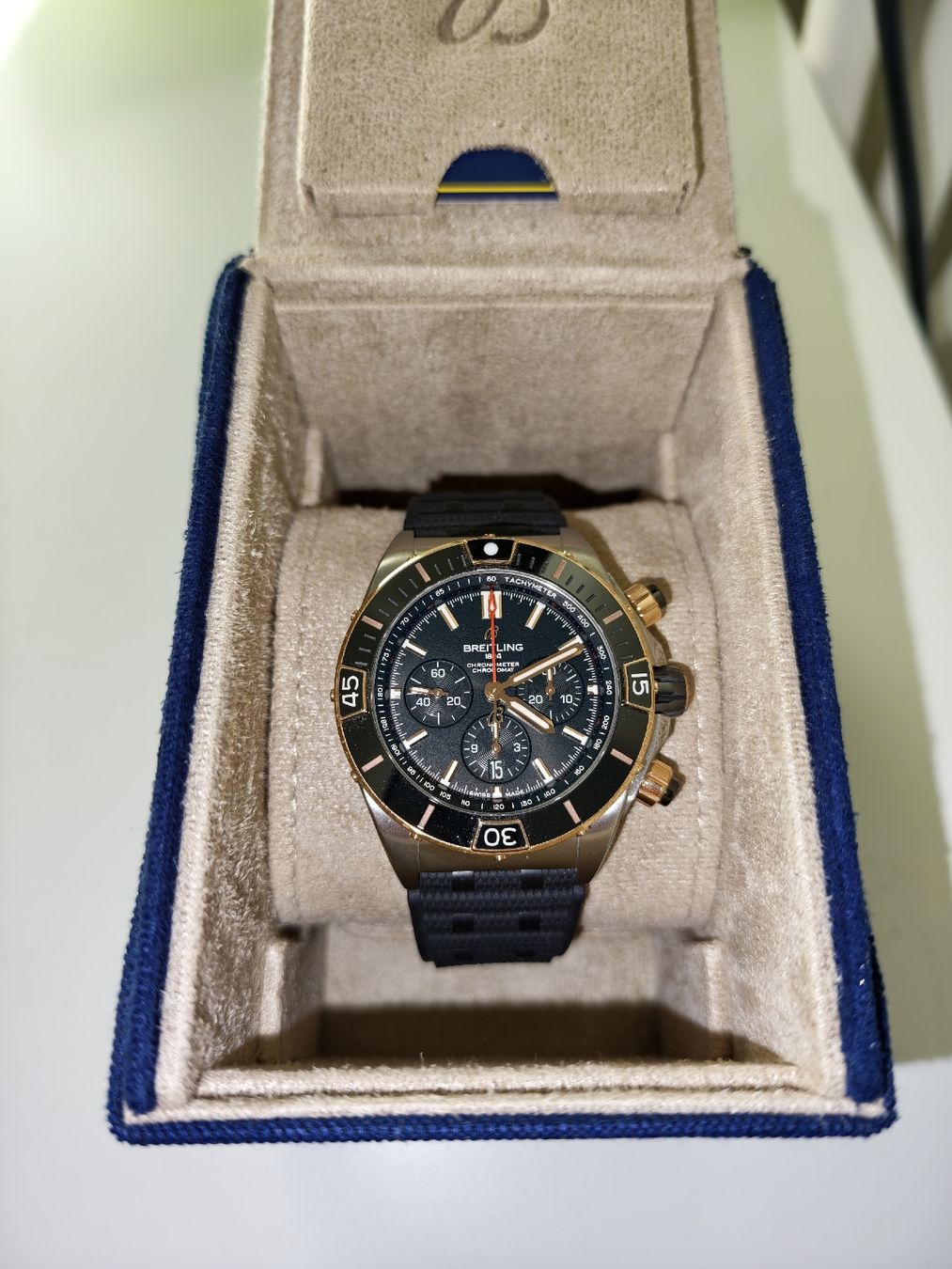 Breitling Orologi: Breitling Super Chronomat B01 – Nuovo (secondo la descrizione) da Stetten AG venduto da ami_twy8