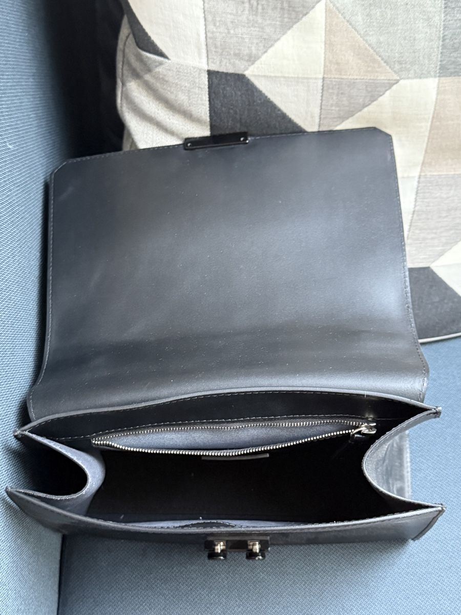 Taschen für Damen: Pollini Handtasche schwarz – Neu (gemäss Beschreibung) aus Solothurn von Spicar 5