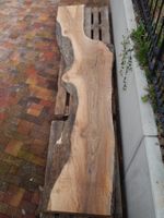 Nussbaumbohle Herzstück 370×75×10 cm – massive Baumnuss-Kern