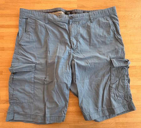 Shorts - C&A graublau Gr. W42 regular Bermuda