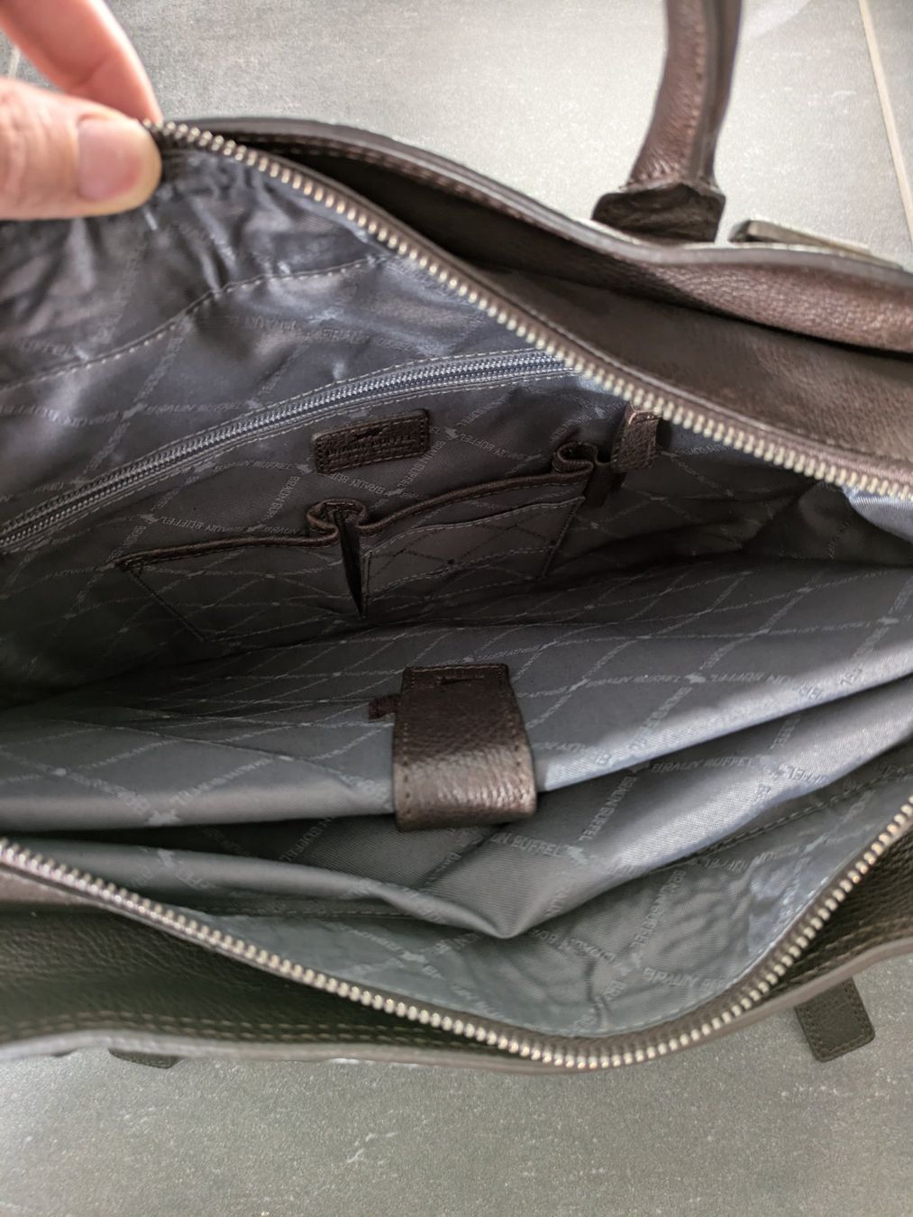 Braun Büffel Borse: Braun Büffel Prospector Tasche – Usato da Nassenwil venduto da STS05 2
