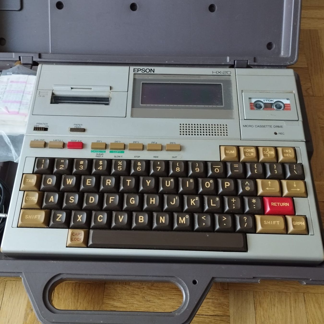 PC: EPSON HX 20 - premier ordinateur portable 1980 – Usato da Meyrin venduto da mumen