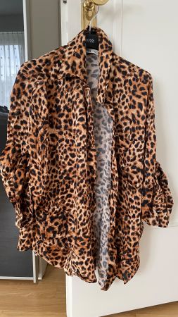 Leoparden-Muster Bluse Satin ungetragen | S-M