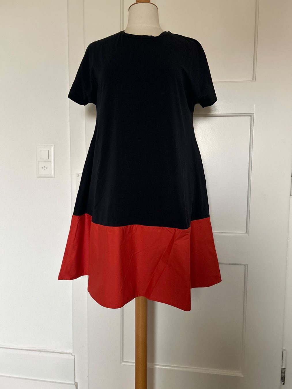 Pull Robe Oversize COS - Coton Noir/blanc/rouge - Taille M - Occasion Très Bon état