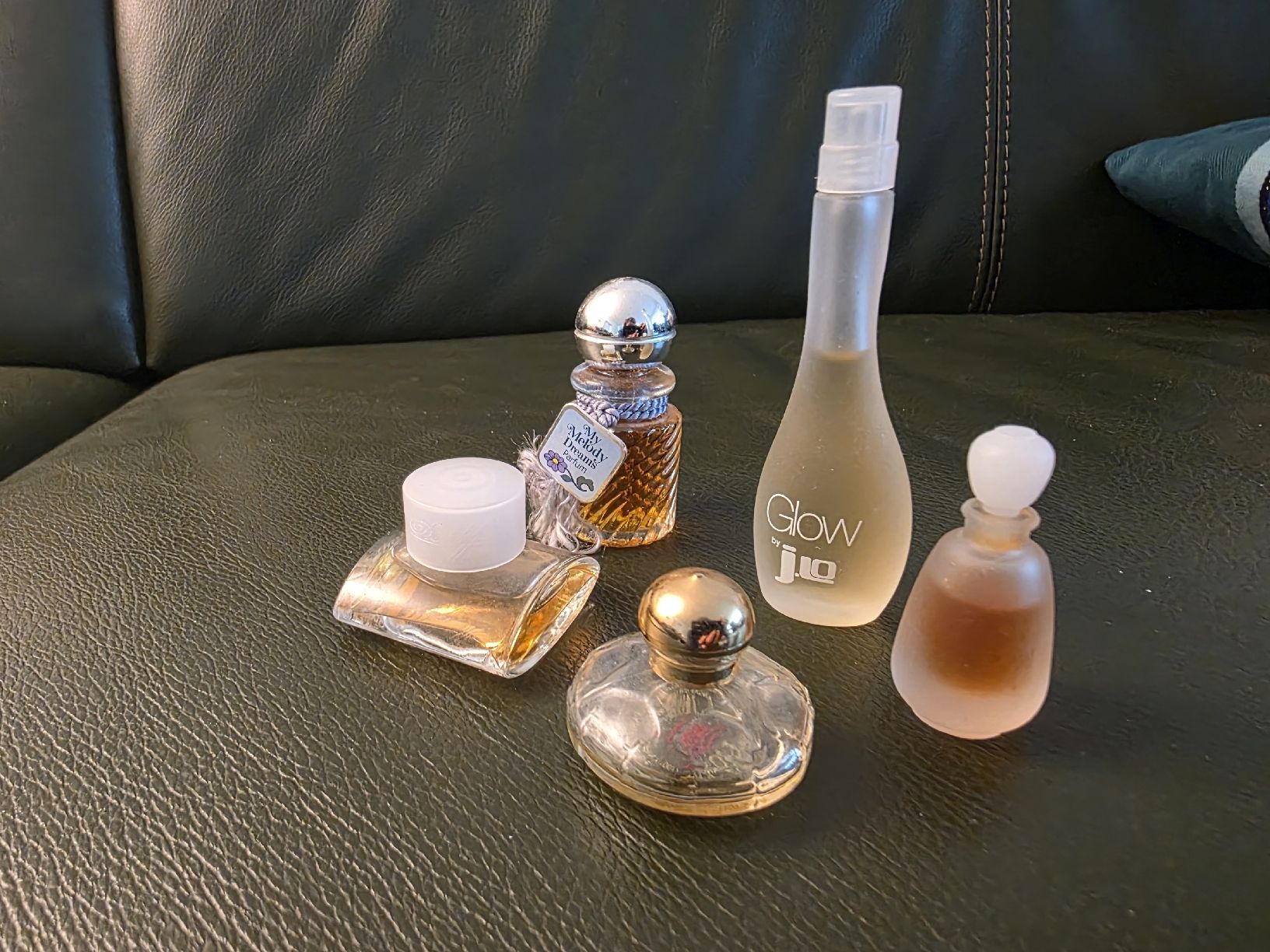 Parfum & Eau de Toilette: 5 Miniaturen Parfüm – Gebraucht aus Zürich von Allek 1