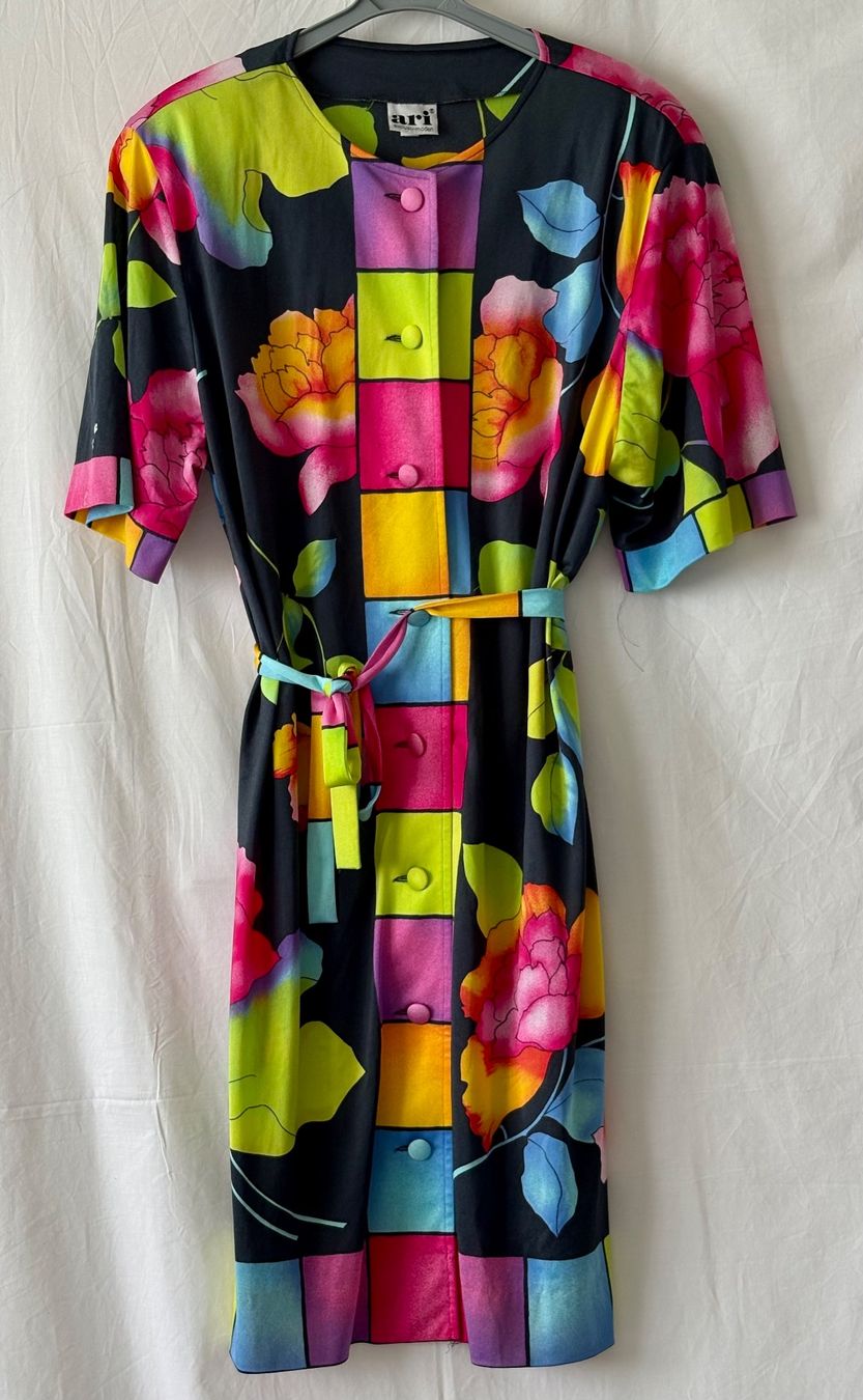 Robes: Vintage-Style Hemdblusenkleid mit farbigen Mustern – D'occasion à Oberrieden par pet_n2c2 2