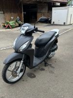 Honda Vision 110cc Roller, wenig gebraucht, guter Zustand!