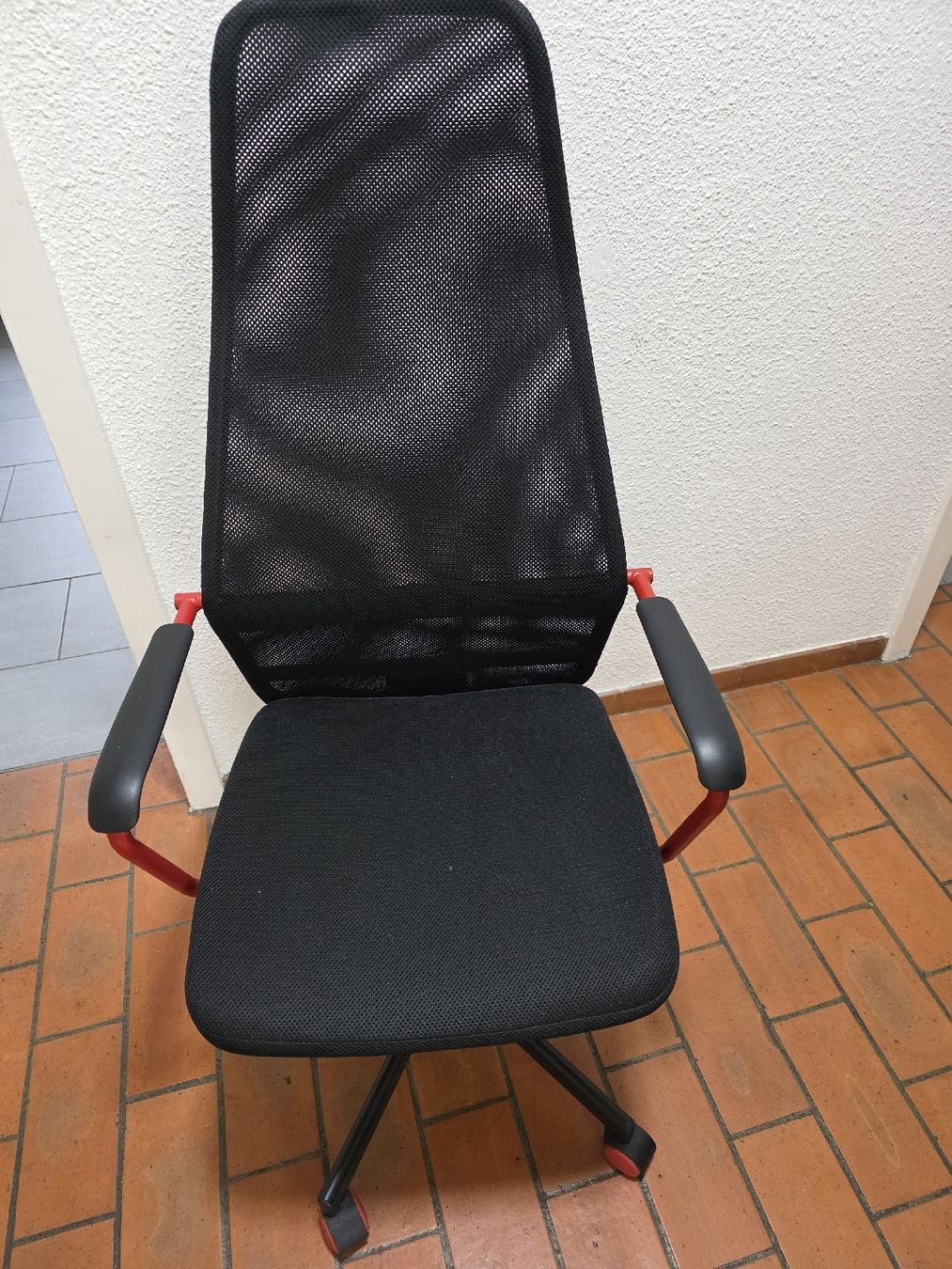 Sedie: Chair – Usato da Zürich venduto da tir_8rjk