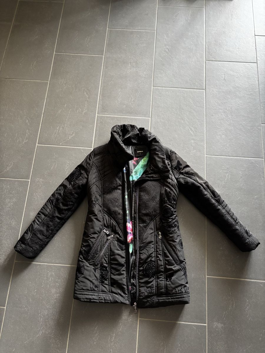 Desigual Vestes: Desigual Jacke / Mantel – D'occasion à Aarwangen par Giada79 1