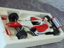 Toyota TF 102  1:18