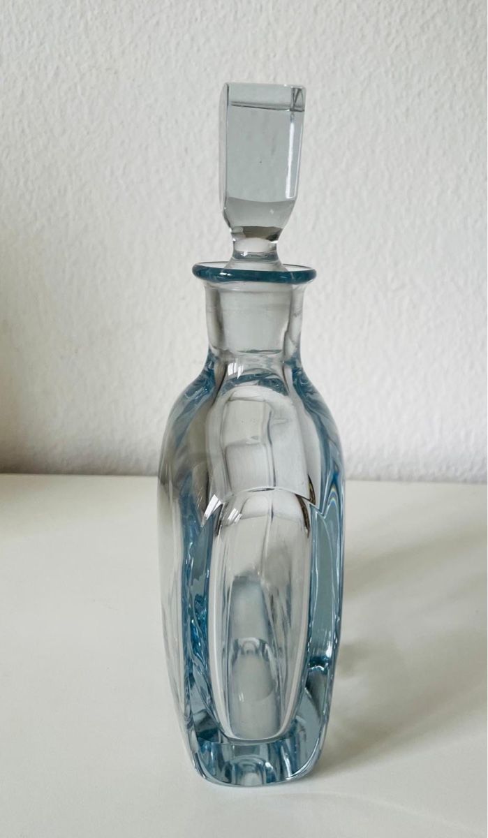 Caraffe: Glas-Karaffe Strömbergshyttan Eisblau | Vintage Schweden – Usato da Zürich venduto da Calaminta 5