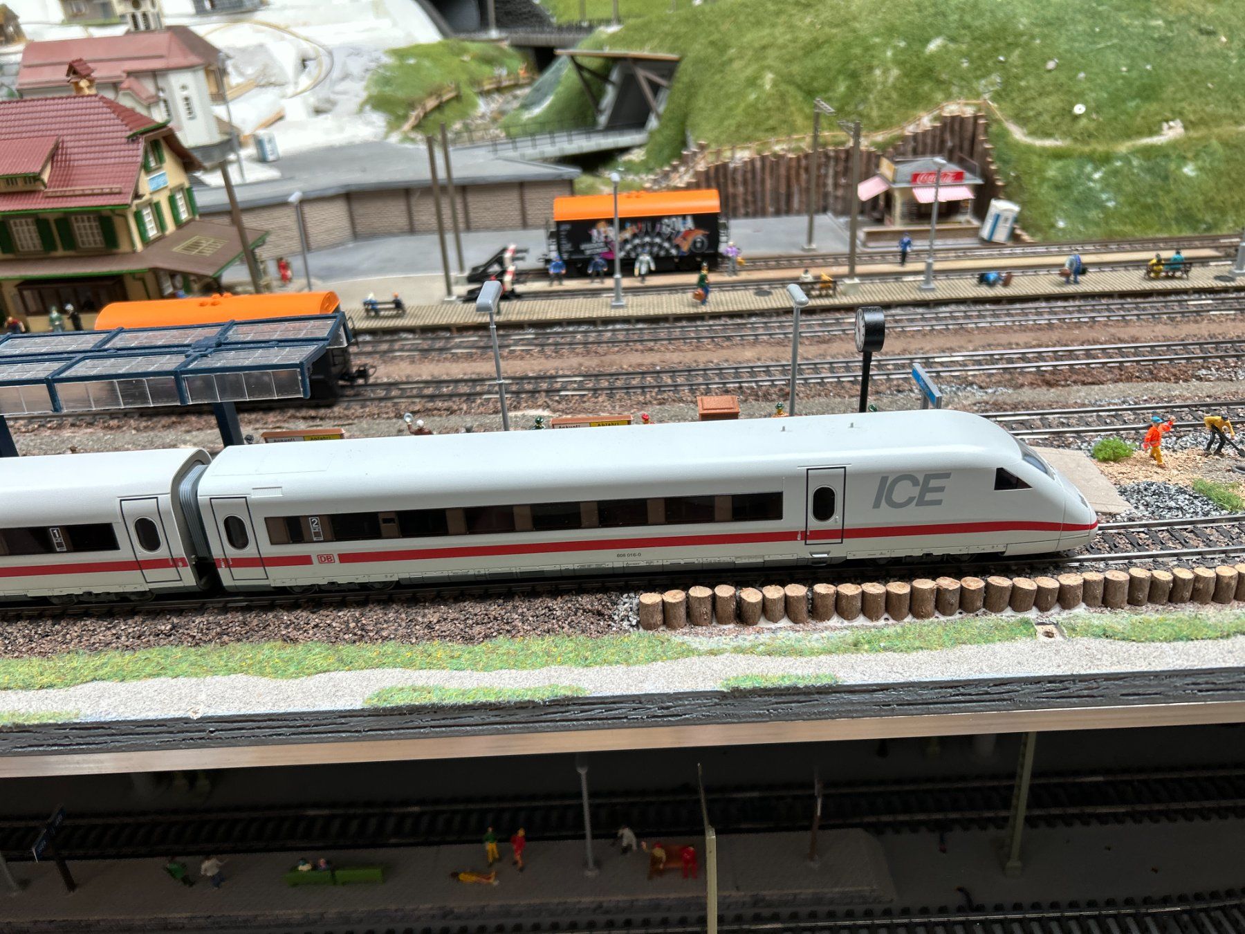 Märklin Modelleisenbahnen: Märklin Triebwagenzug ICE2  mfx – Gebraucht aus Rottenschwil von master007pc 4