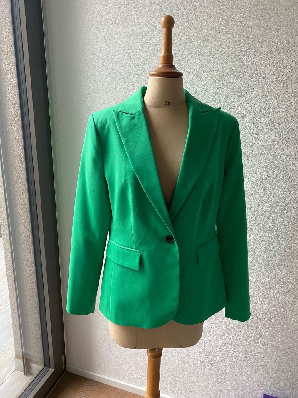 Vestes: Blazer tailliert – Neuf (Voir description) à Wauwil par edw_yr7h