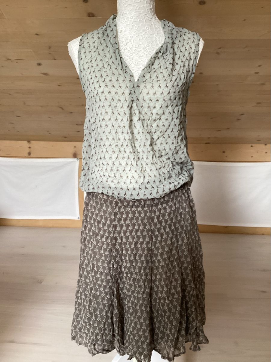 Nile Lotti di vestiti: Set Nile xs – Usato da Steckborn venduto da smilla70