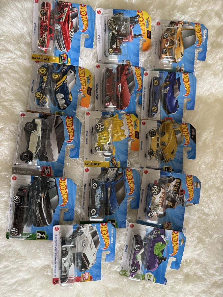 Hot Wheels Giocattoli: 14 neue Hot Wheels / Autos – Nuovo e nell'imballaggio originale da Olten venduto da ale_nb2x 3