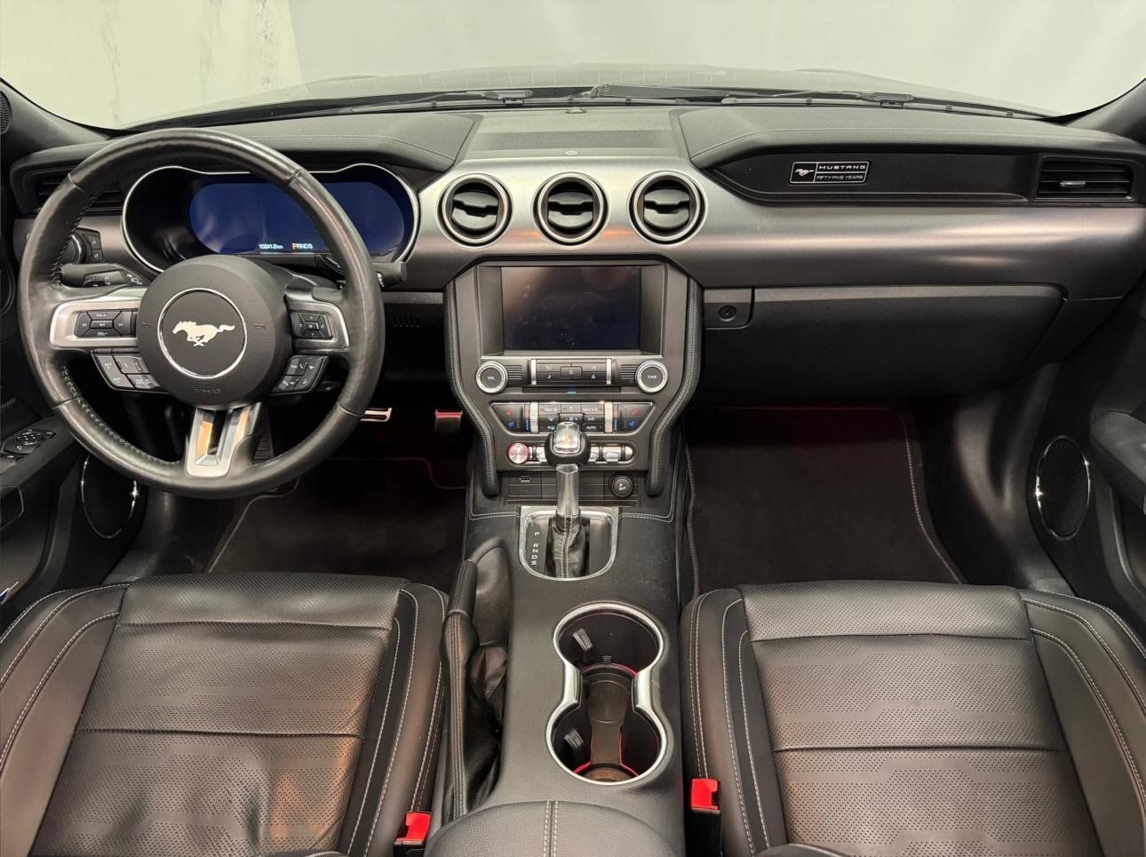 Ford Automobili: Ford Mustang GT Convertible 5.0 V8 – Usato da Birsfelden venduto da edw_2mjn 2