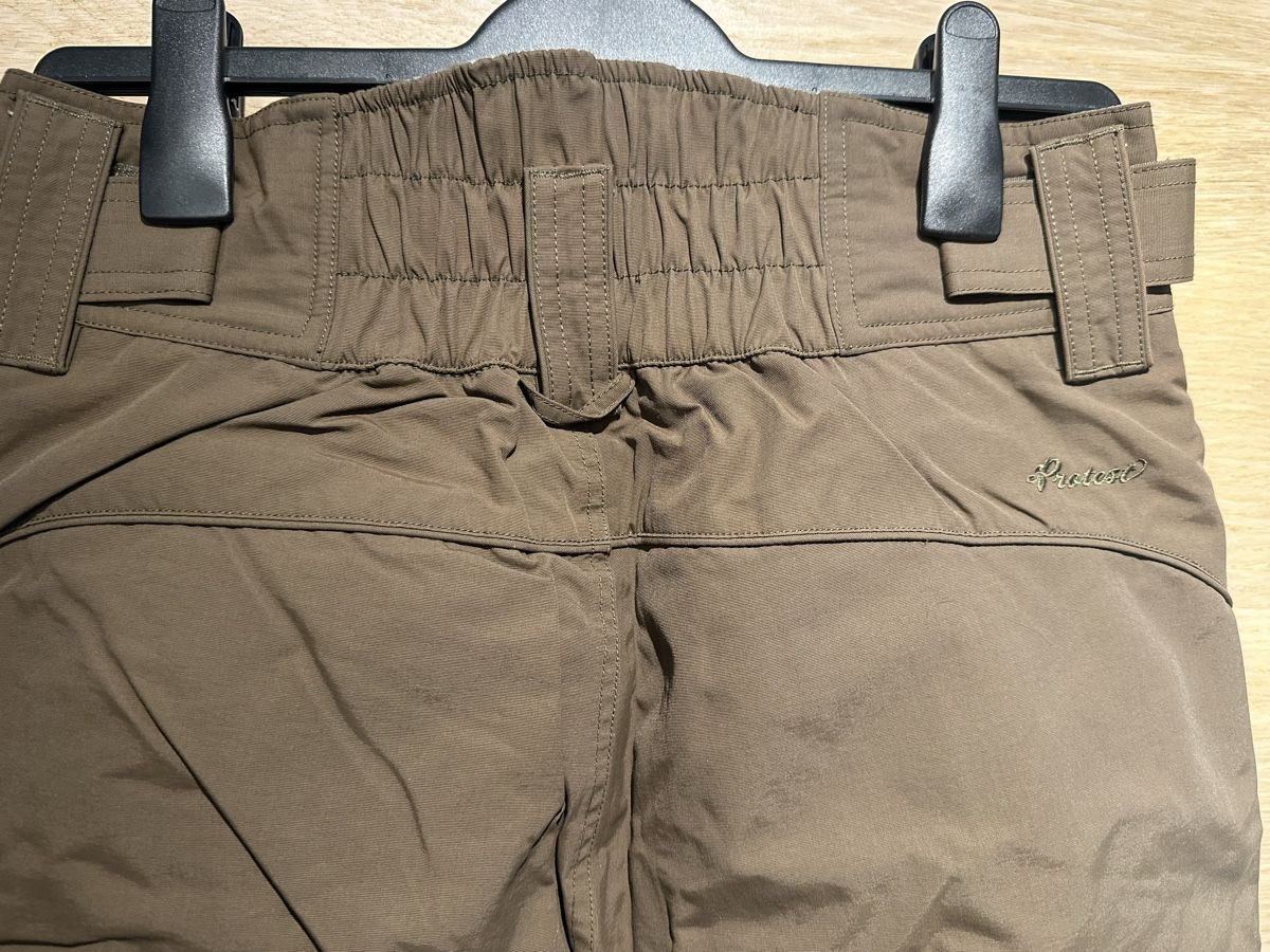 Protest Pantaloni: Snowboardhose – Usato da Unterlunkhofen venduto da car_8fpk 2