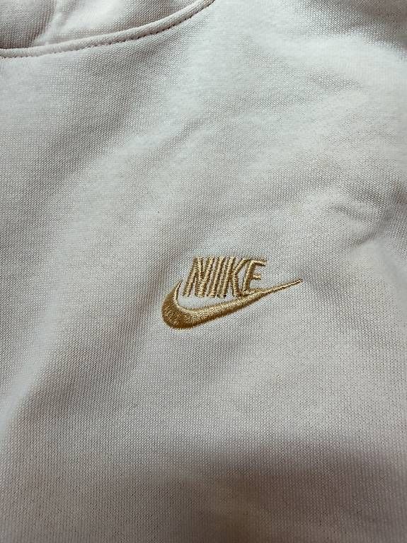 Maglioni & Felpe: Nike Hoodie Pink – Usato da Geuensee venduto da mar_ld75 2