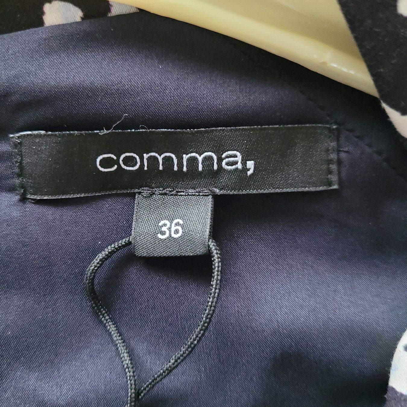 Comma Vestiti: Damen-Sommerkleid Comma Gr. 36 NEU – Nuovo (secondo la descrizione) da Recherswil venduto da Pseneca 3