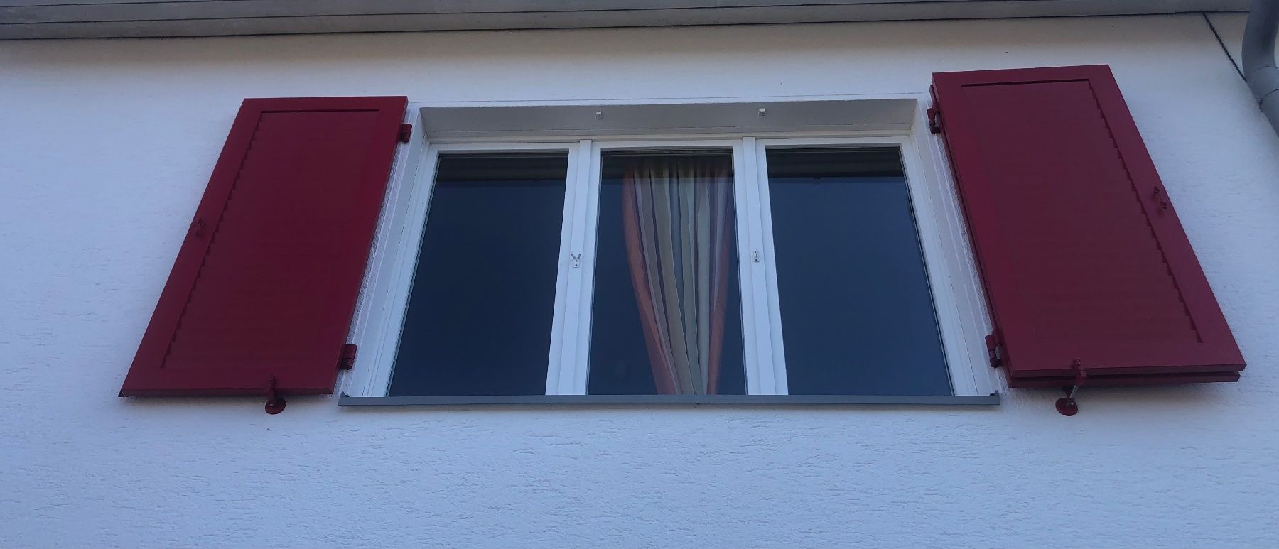 Fensterläden: Fensterladen 3-teilig mit Lamellen – Gebraucht aus Ebikon von Maximal11