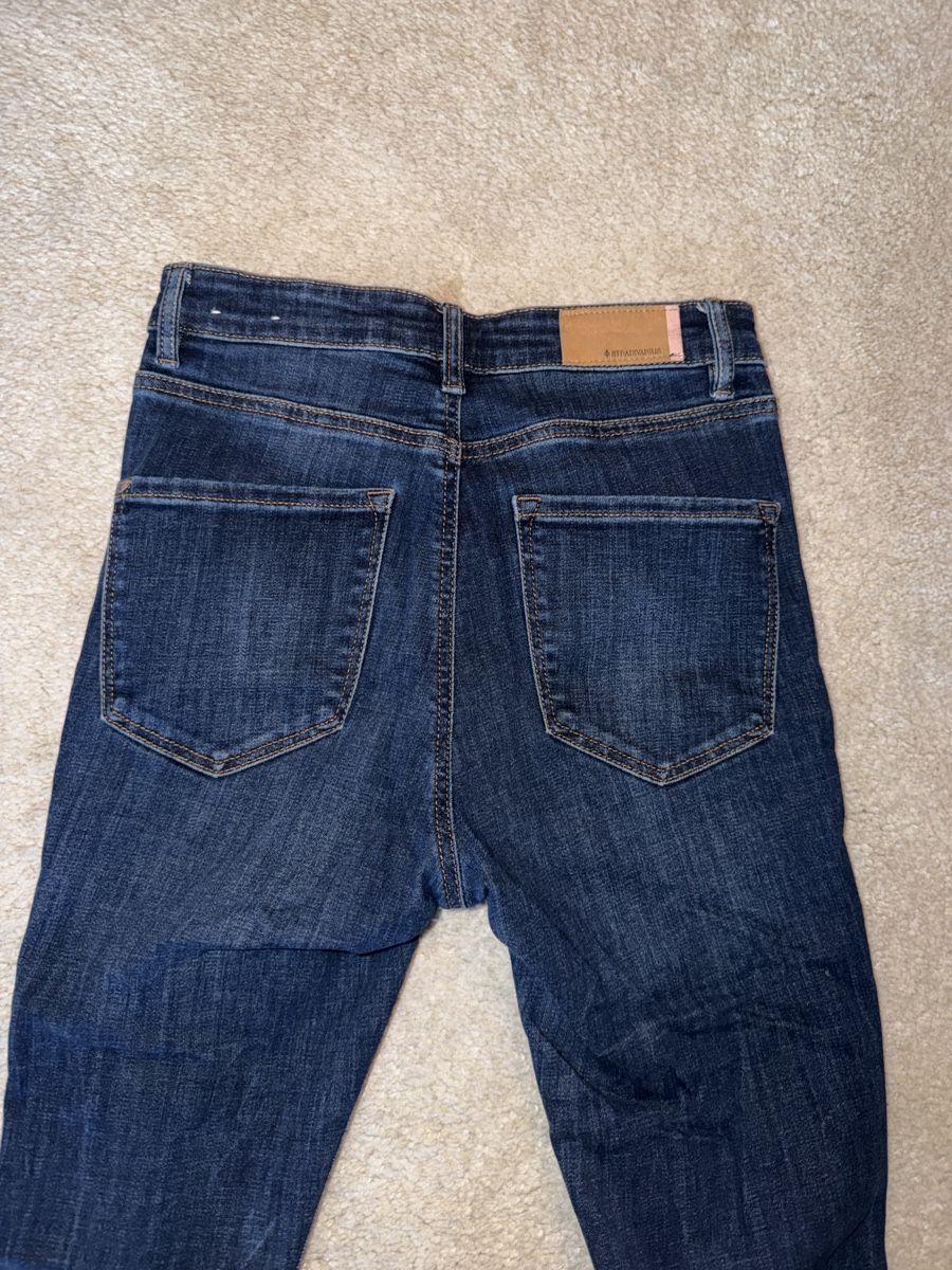 Stradivarius Jeans: Blaue Jeans – Usato da Niederuzwil venduto da Lisascloset 1