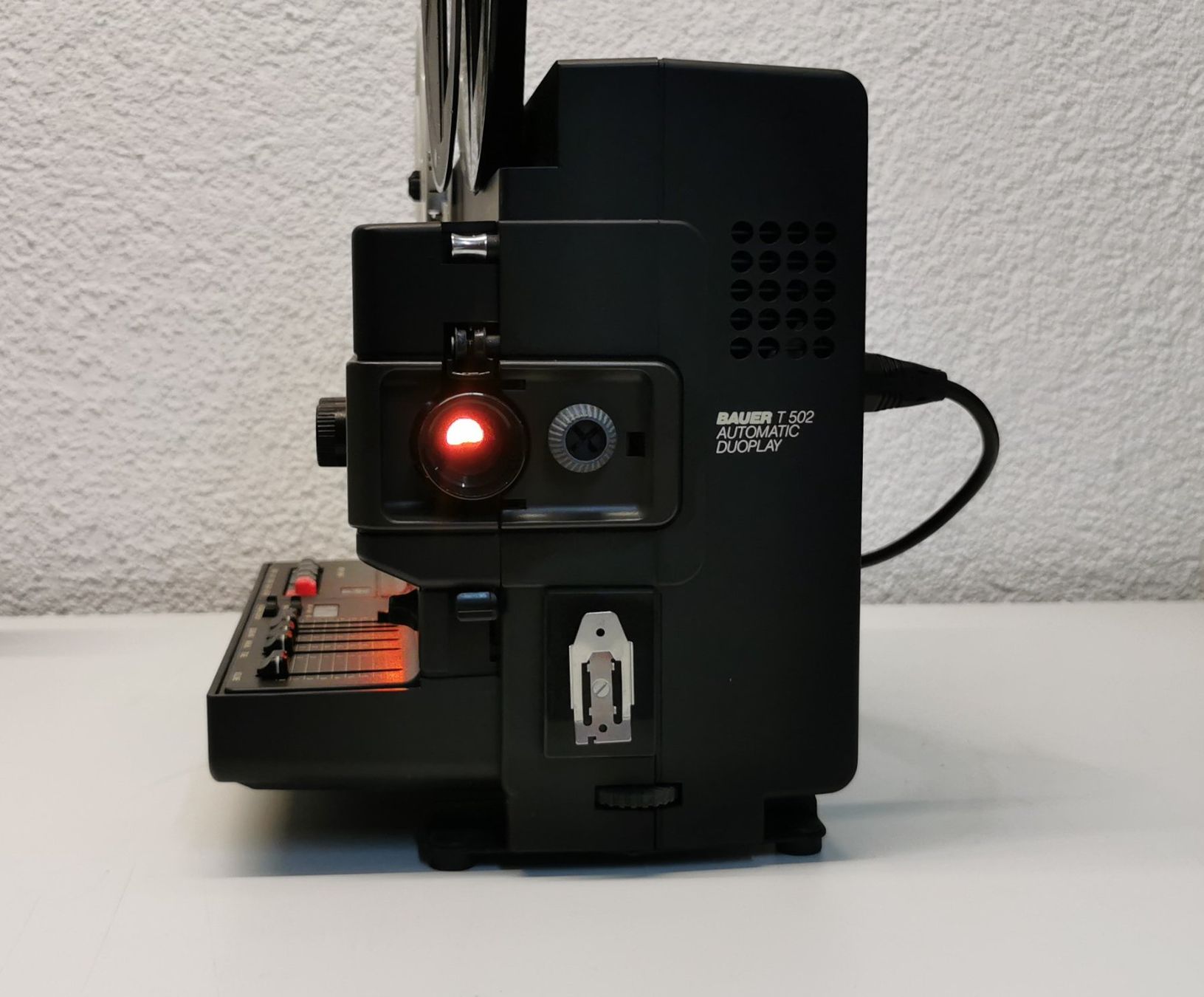 Home Cinema: Bauer T 502 Super 8 Projektor Vintage – Usato da Bremgarten b. Bern venduto da Vittorio0 1