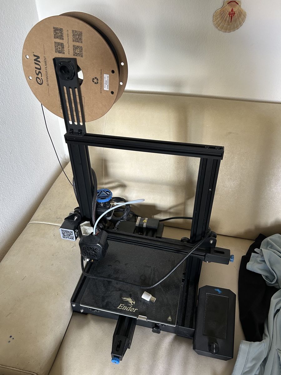 Creality Stampanti 3D: 3D-Drucker Creality Ender-3 V2 gebraucht schwarz – Usato da Wallisellen venduto da Tigi12345.23