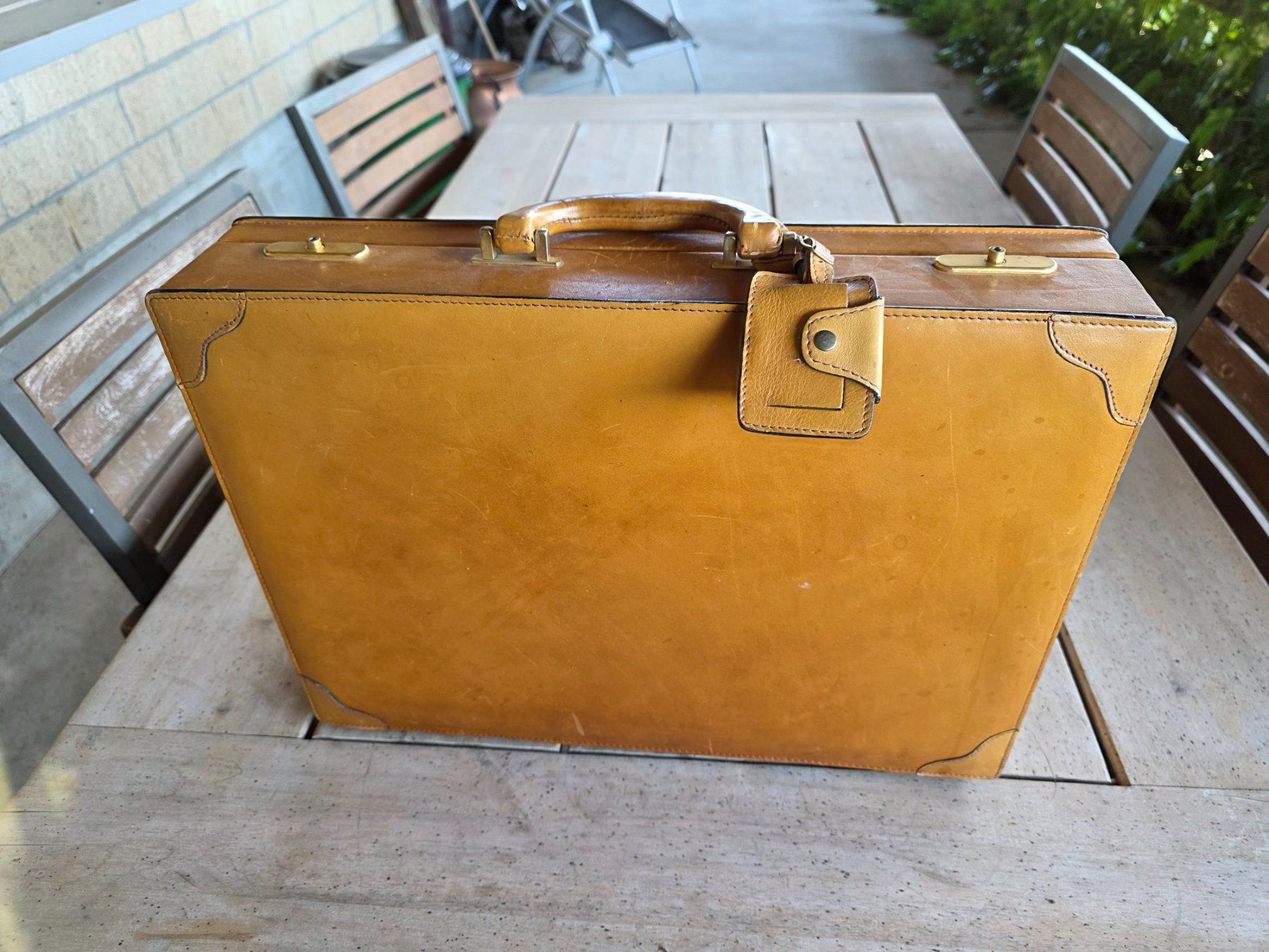 Valises de voyage: Vintage Leder Koffer Aktenkoffer – D'occasion à Walterswil BE par Lonitti 3