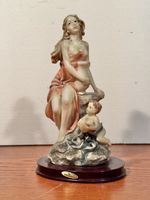 Giuseppe Armani  Mother and Child Figurine Statue