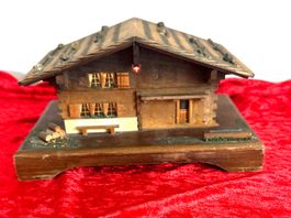 Reuge Spieldose no 56, 2/28K, Châlet, The Blue Danube