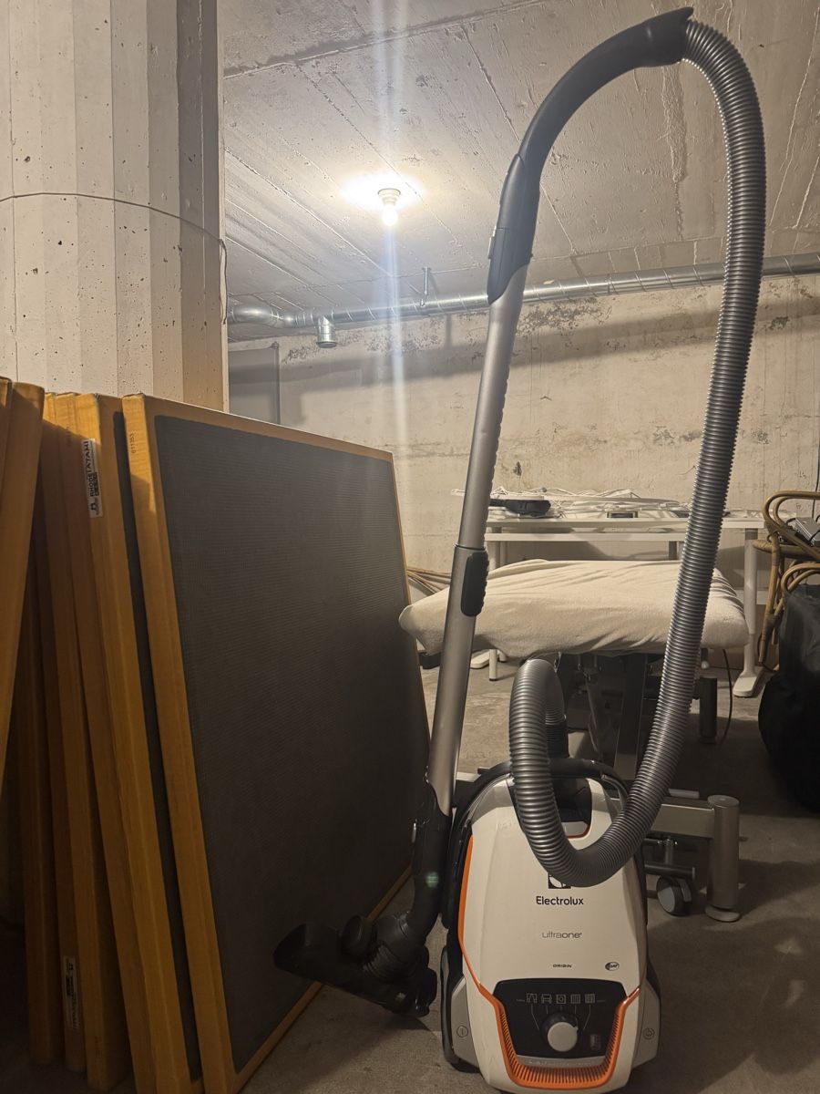Electrolux Aspirapolveri & Accessori: Staubsauger Electrolux Ultraone Origin  – Usato da Bern venduto da nicole.ruprecht 1